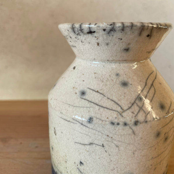 Encolure de vase. Technique du raku.